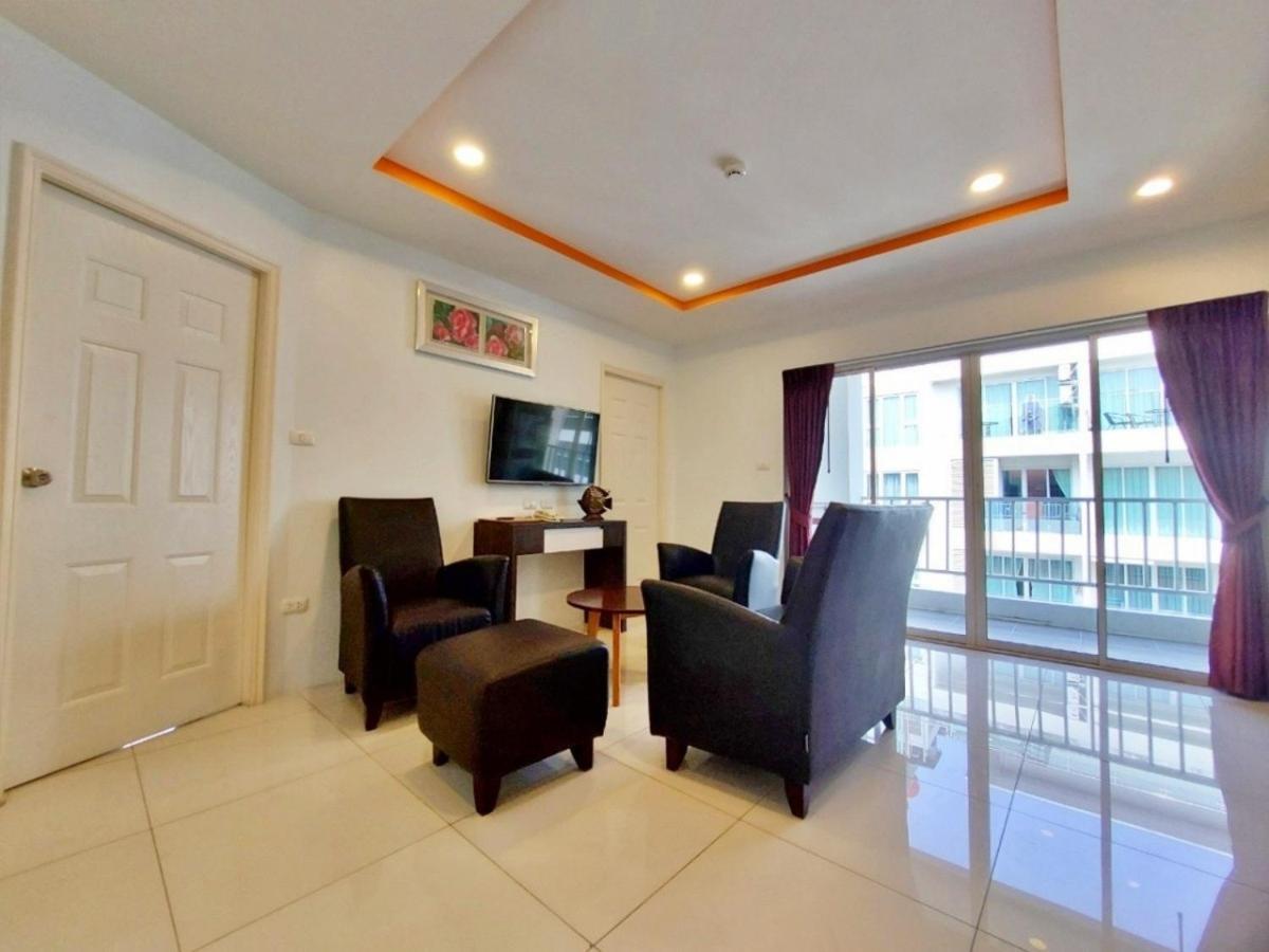 2 Bedroom Calm Area, Huge Balcony, Friendly Staff Apartment *
